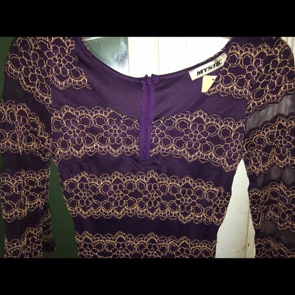 Formal dress - Picture 4 of 4